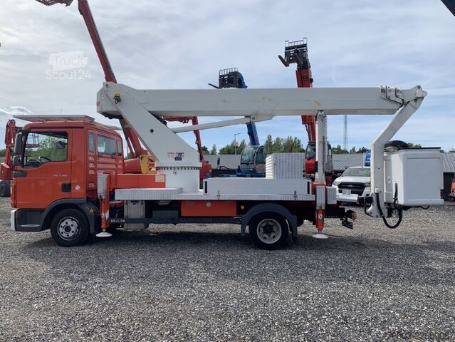 Furgoneta caja MAN TGL 7.150 Wumag WT300  - 30 m - 320 kg
