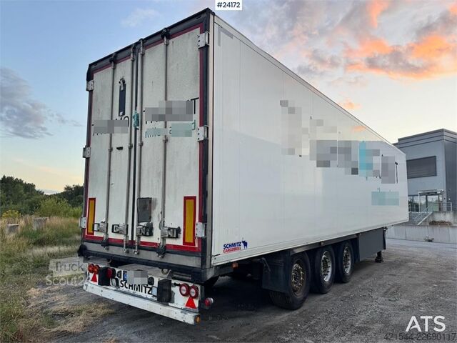  Schmitz Cargobull Box Semi-Trailer with Refrigeration/Freezer Unit –