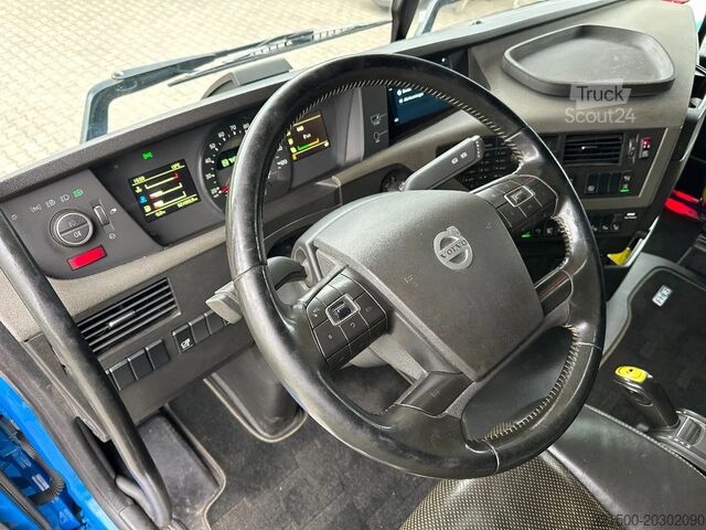 Chassis met cabine Volvo FH 16.750 6x4 Globe XL Chassis Retarder 3.90 Wb...