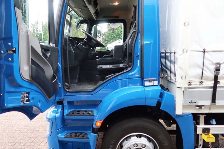 Koffert Mercedes-Benz Antos 1924L Huif + Klep Dhollandia 2000 KG Euro 6