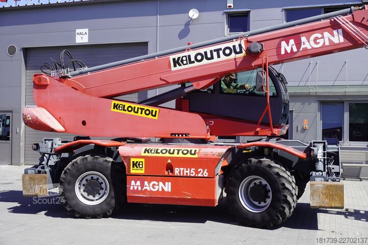 Teleskoplastere MAGNI RTH 5.26 telescopic loader / Range 26 m