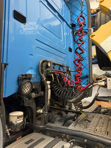 Vakioyksikkö Scania R490 LA 6x2