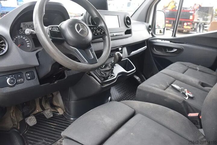 Yükleme platformu Mercedes-Benz Sprinter 316