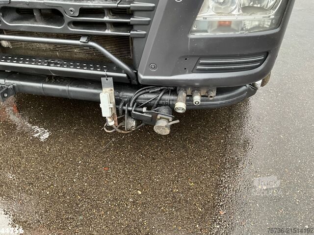 Veegmachine MAN TGS 26.440 Euro 6 Beam S14000 Wegdekreiniger