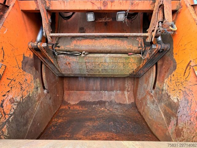 Smetiarske vozidlo MAN TGA 26.320 6x2 Müllwagen Faun Powerpress Zöller