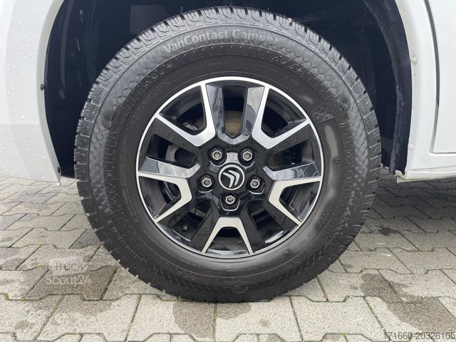 Teilintegriertes Wohnmobil CARADO T 338 Luftfederung, Dachklima, Duo Control