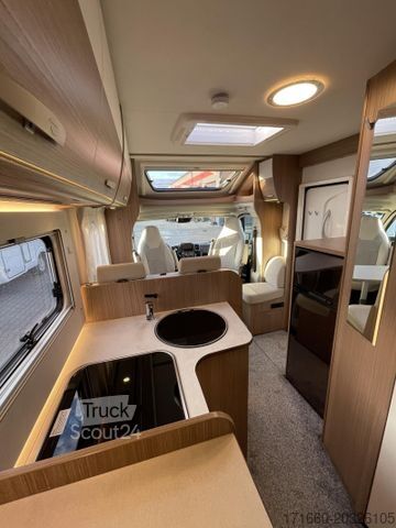 Teilintegriertes Wohnmobil CARADO T 338 Luftfederung, Dachklima, Duo Control