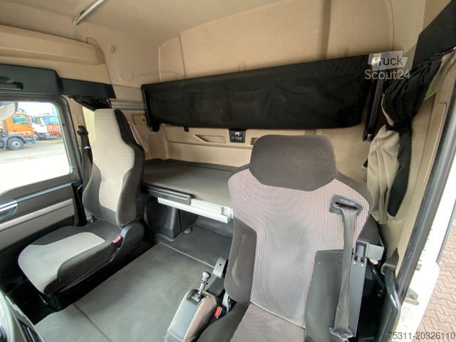 Jumbo nákladní automobil MAN TGL 12.250 | JUMBO-ZUG*2x Tank*AC*beids. Gardine