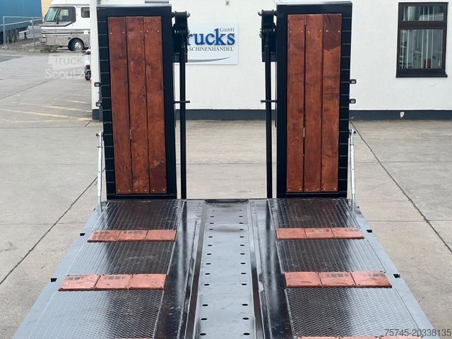 Низкорамный полуприцеп  GVN 4GVN O4*ÜBERBREITE TAFEL*KOC*LIFT*PE