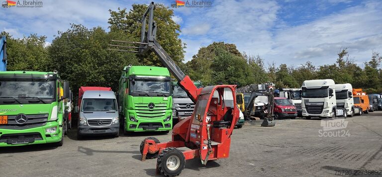 Manipulator telescopic Manitou TMT 20-20SR Mitnahmestapler 2000 kg Tragkraft Staplergabel und Stroh- Heugabel