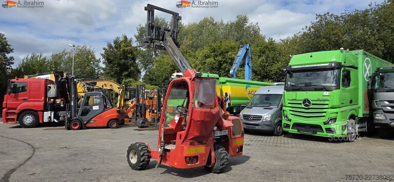 Manipulator telescopic Manitou TMT 20-20SR Mitnahmestapler 2000 kg Tragkraft Staplergabel und Stroh- Heugabel