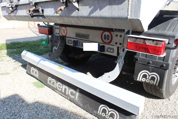 Semi-reboque basculante Menci vasche ribaltabili 46m3 usate