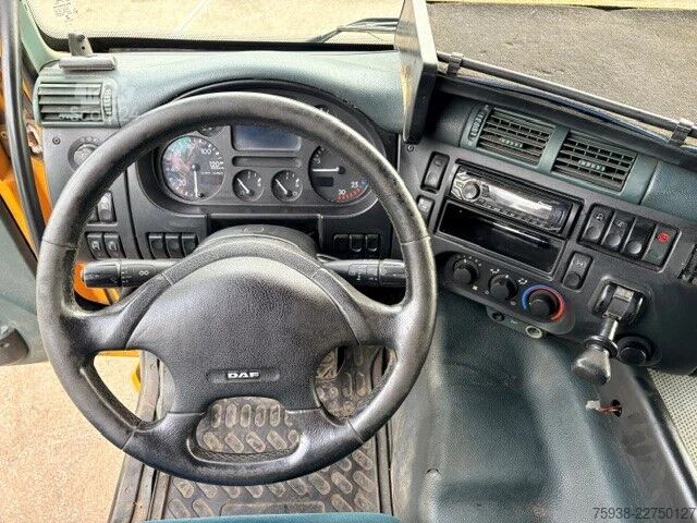 Standard-SZM DAF CF 85.430 6x2 SLEEPERCAB (EURO 4 / VLG-ADR / AS...