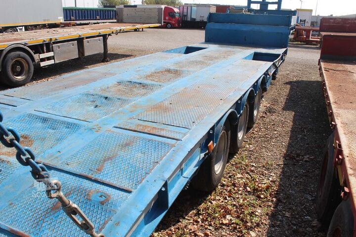 Dieplader oplegger voor het transport van bouwmachines CTC carrellone rampe verricello usato