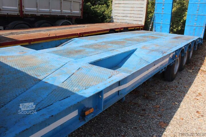 Dieplader oplegger voor het transport van bouwmachines CTC carrellone rampe verricello usato