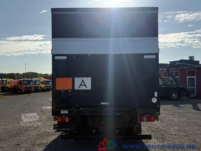 شاحنة صندوقية Mercedes-Benz Atego 816 Koffer 6m Ladebordwand ADR 3 Sitze AHK