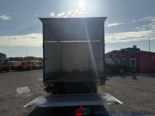 شاحنة صندوقية Mercedes-Benz Atego 816 Koffer 6m Ladebordwand ADR 3 Sitze AHK