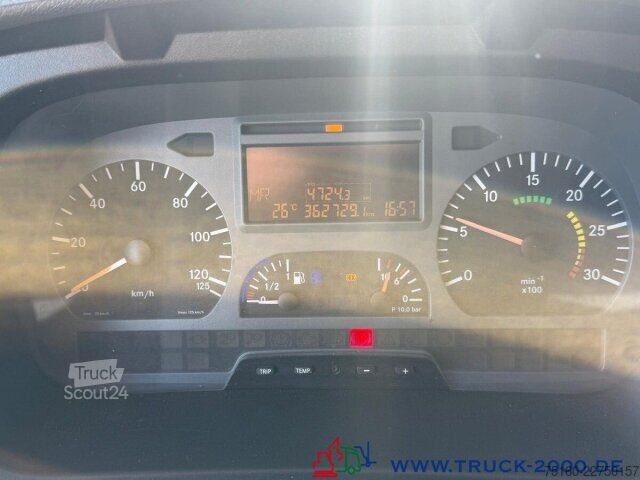 شاحنة صندوقية Mercedes-Benz Atego 816 Koffer 6m Ladebordwand ADR 3 Sitze AHK
