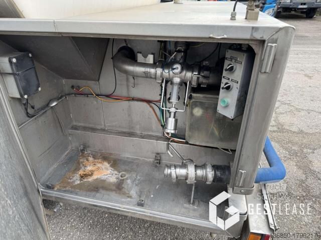 Cisternový návěs S33BTA