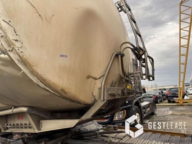 Cisternový návěs S33BTA