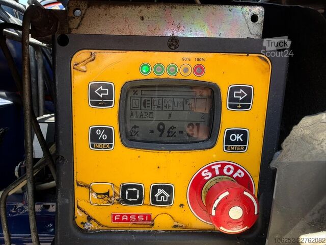 Plateforme de chargement ouverte MAN TGS 35.480 8X4 PRITSCHE + KRAN (29m!)  FASSI F3...