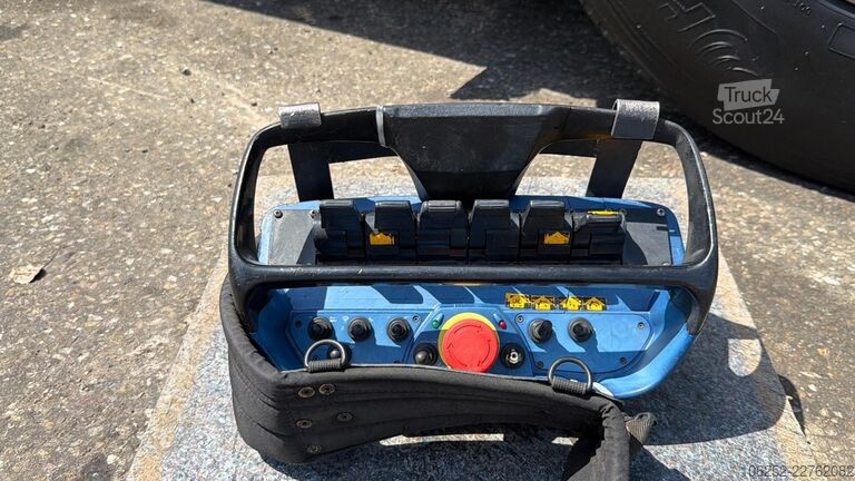 Plateforme de chargement ouverte MAN TGS 35.480 8X4 PRITSCHE + KRAN (29m!)  FASSI F3...