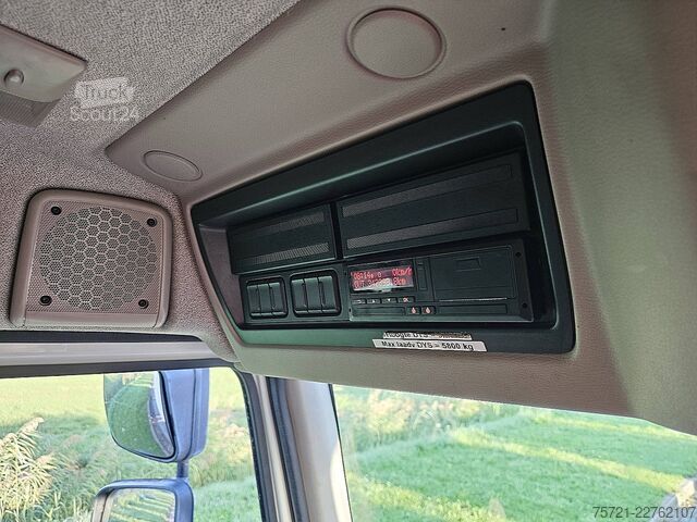 Чемодан DAF LF 230 11.9T AIRCO 6 CYL.