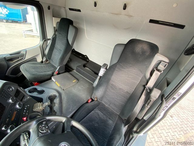 Automobilis ar plakanu platformu MERCEDES-BENZ 2540 LL Antos I Palfinger PK 22002EHD*Falt/Funk