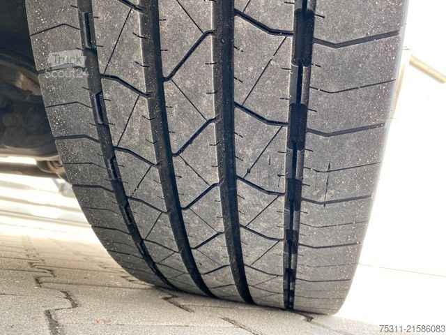 Automobilis ar plakanu platformu MERCEDES-BENZ 2540 LL Antos I Palfinger PK 22002EHD*Falt/Funk