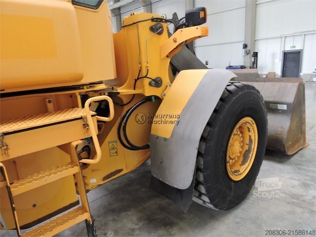 Chargeuse sur pneus VOLVO L90E