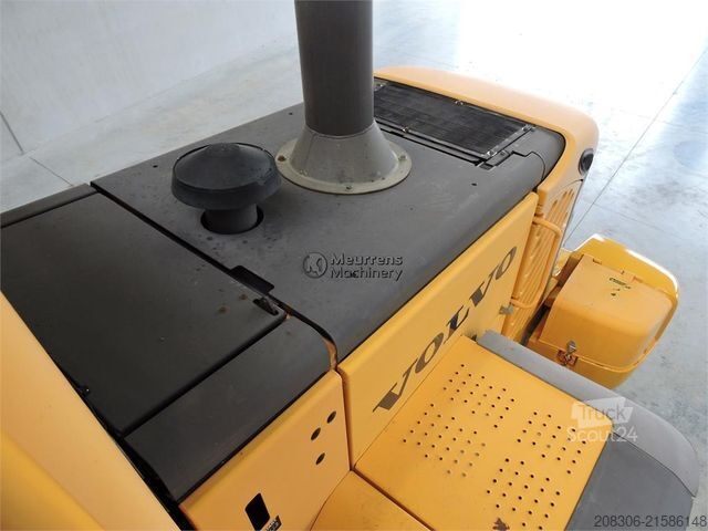 Chargeuse sur pneus VOLVO L90E