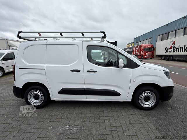 Station wagon con tetto alto Opel Combo 1.5D L1H1 Edition 3-Zitplaatsen Imperiaal...