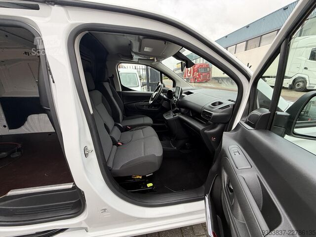 Break à toit surélevé Citroën ë-Berlingo Club 50 kWh 3 Zitplaatsen Climate Co...