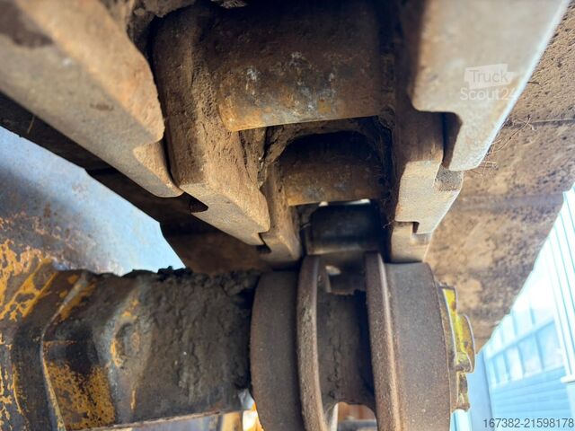 Levelling machine Liebherr LR622B