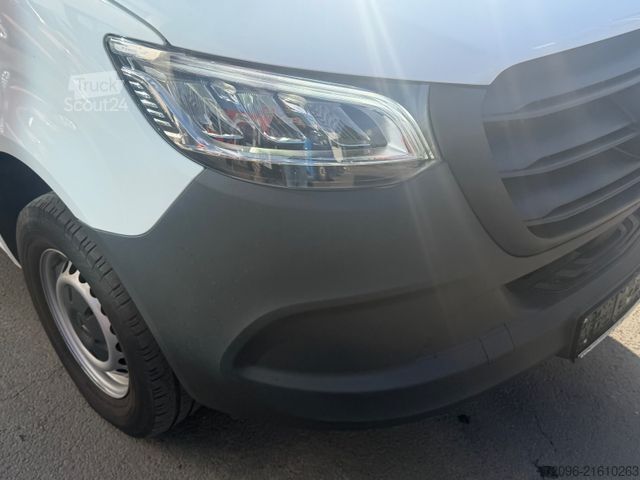 Høy tak varebil MERCEDES-BENZ Sprinter 315cdi Ladebordwand BÄR, LED, Automa.