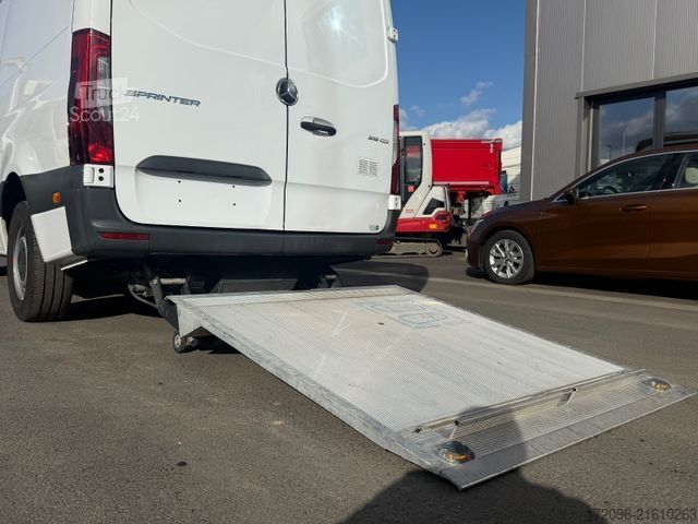 Høy tak varebil MERCEDES-BENZ Sprinter 315cdi Ladebordwand BÄR, LED, Automa.