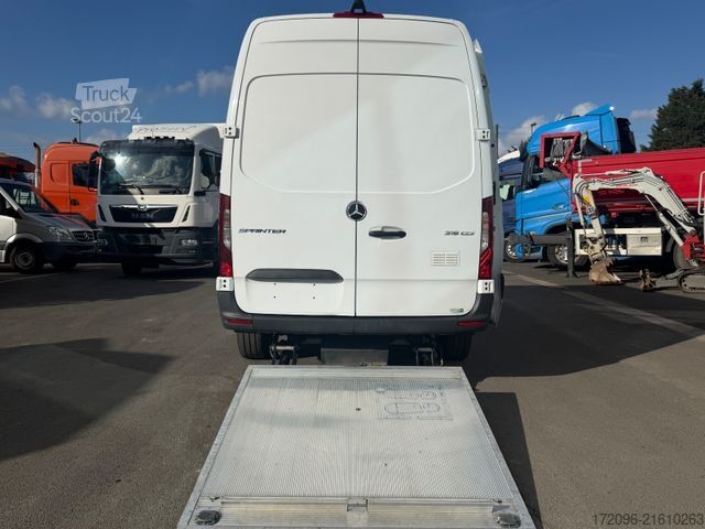 Høy tak varebil MERCEDES-BENZ Sprinter 315cdi Ladebordwand BÄR, LED, Automa.