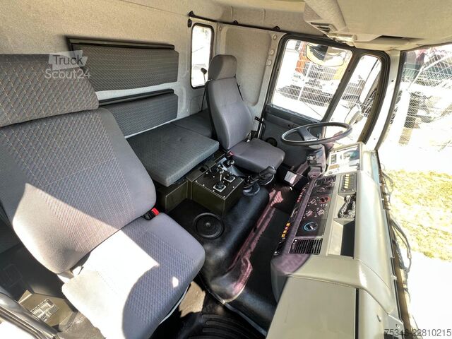 Kamion za specijalne namene MAN L90 18.284 4x4 LOF Kipper/Kran/47 tkm/HA gelenkt