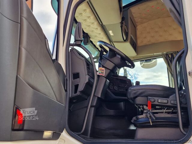 Standaard-SZM Volvo FH 13.500 Globetrotter 6x2 - I Save - 3.00 WB -...