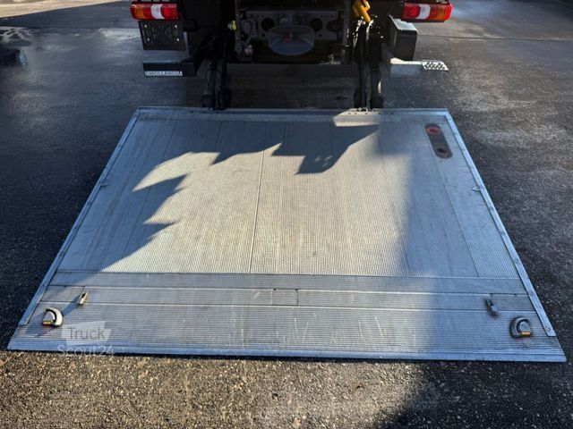 Box truck MERCEDES-BENZ ACTROS 1830 L Koffer 7 m LBW 2 T*LASI VDI*73 tkm