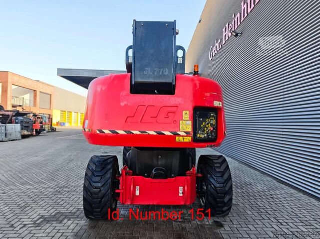 Teleszkópos platform JLG 1350 SJP