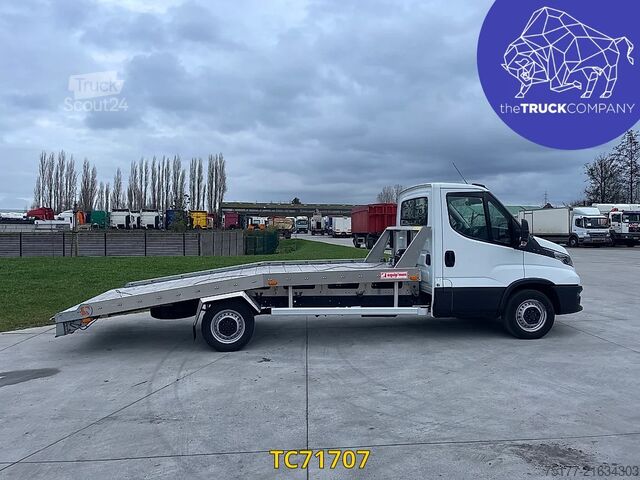 Iveco Daily 35S16 AUTOTRANSPORTER + LIER Iveco Daily 35S16 CAR TRANSPORT + WINCH