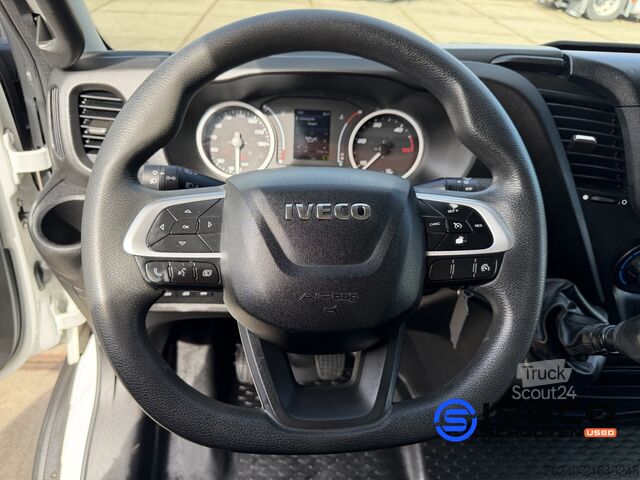 Stationwagen met hoog dak Iveco Daily 35S18V A8 Cruise Control - DHollandia laa...