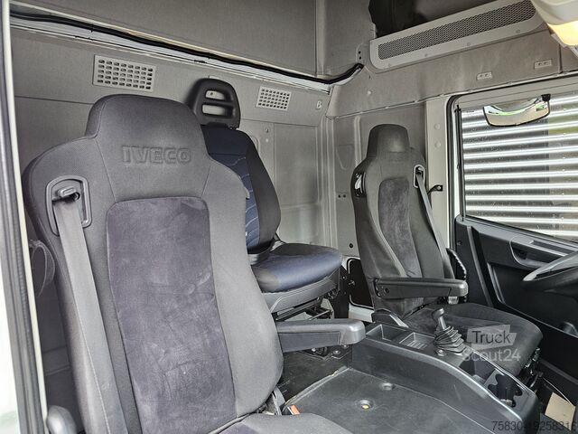 Resväska Iveco EURO CARGO 220 / LES / SCHOOL / FAHRSCHULE / CL...