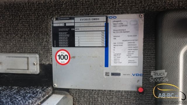 Touringcar MERCEDES-BENZ Tourismo 52 Sitze EURO 6