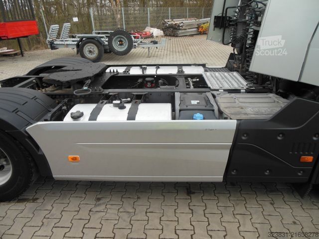 Standard tractor unit RENAULT T 440.18, Standart, ALU Felgen, TOP STAND