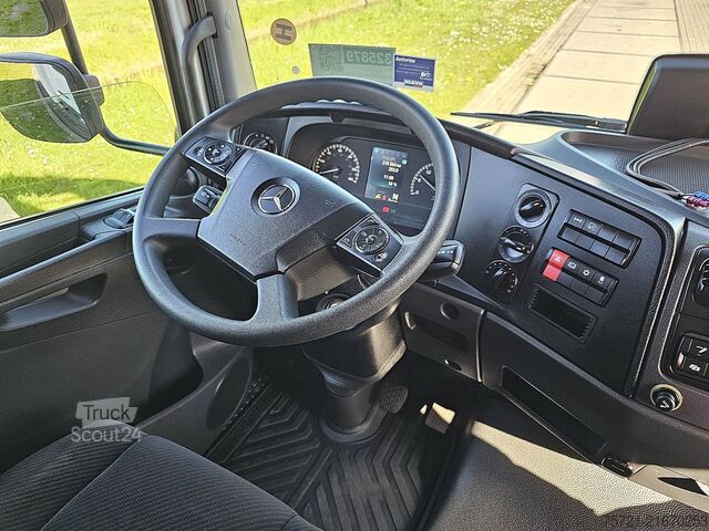 Koffer MERCEDES-BENZ ATEGO 818