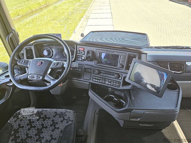 Estándar-SZM SCANIA R450 HL,ADR EXIII,FL