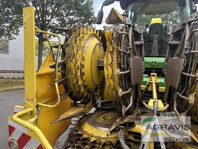 Silppuri John Deere 8800I Allrad + Kemper 490 Plus + Pickup 639