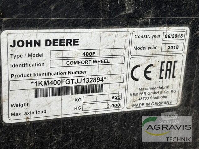 Silppuri John Deere 8800I Allrad + Kemper 490 Plus + Pickup 639